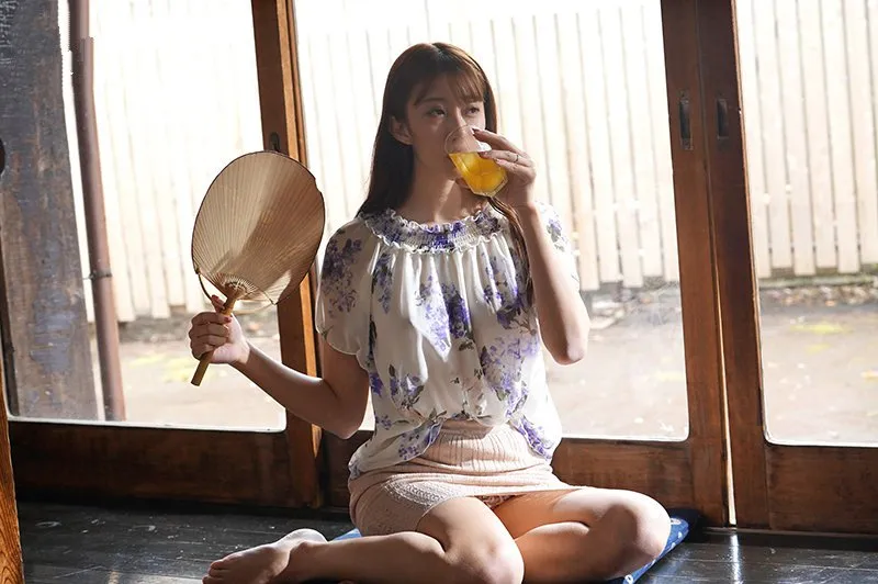 Mùa hè buồn chán ở quê nện người vợ cạnh nhà thiếu thốn vì lấy chồng yêu già