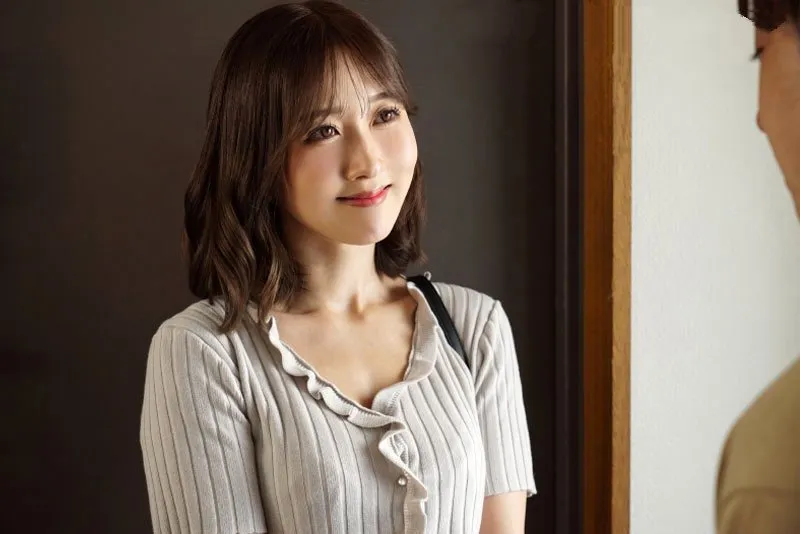 Cô vợ về nhà bố mẹ đẻ sau cuộc cãi nhau, ông xã rủ cô bạn thân về nhà tâm sự…